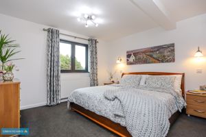 Bedroom- click for photo gallery